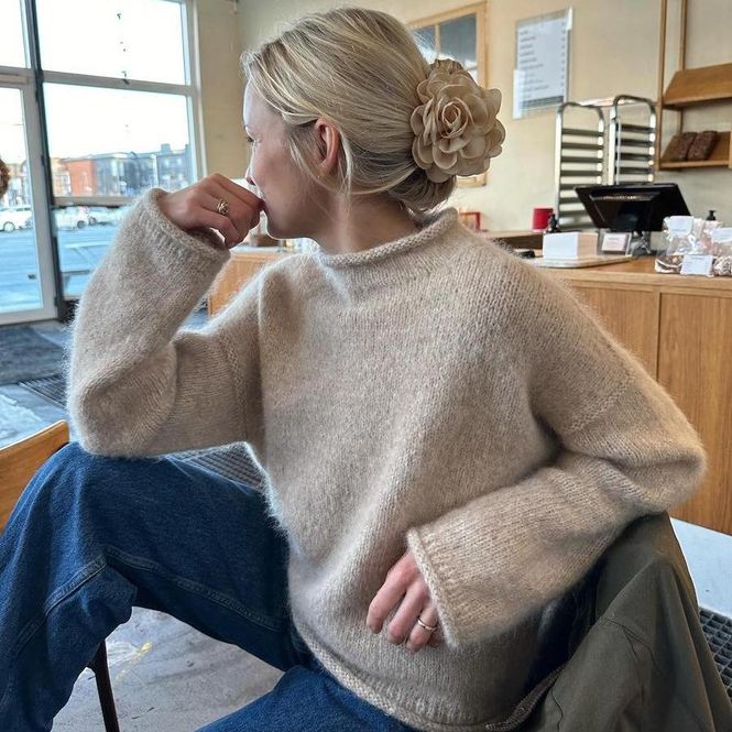 Hovedbilde Garnpakke cloud sweater PetiteKnit