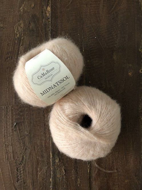 Hovedbilde Midnatssol 9520 Lys Pudder Camarose