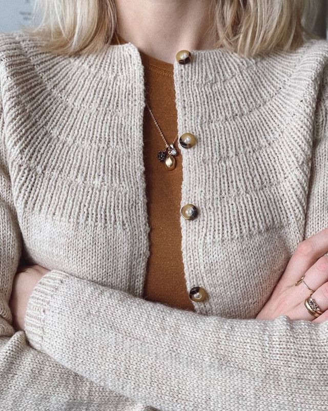 Mønster Ankers cardigan - my size Petiteknit
