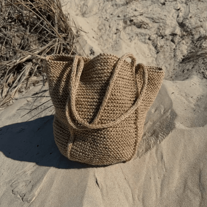 Hovedbilde Garnpakke Julie bag PetiteKnit