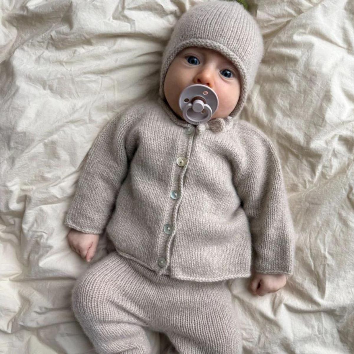 Mønster cleo baby sett Petiteknit